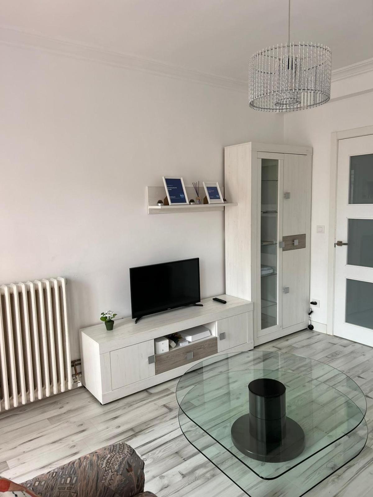 Apartamentos El Conde Santo Domingo De La Calzada Bagian luar foto