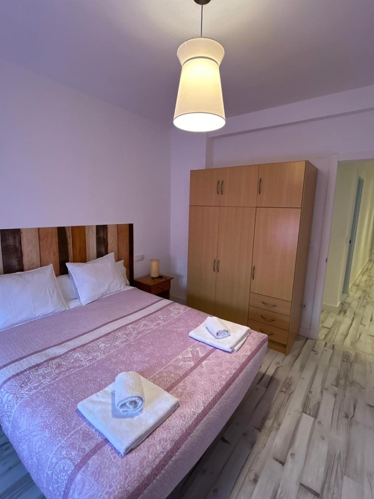 Apartamentos El Conde Santo Domingo De La Calzada Bagian luar foto