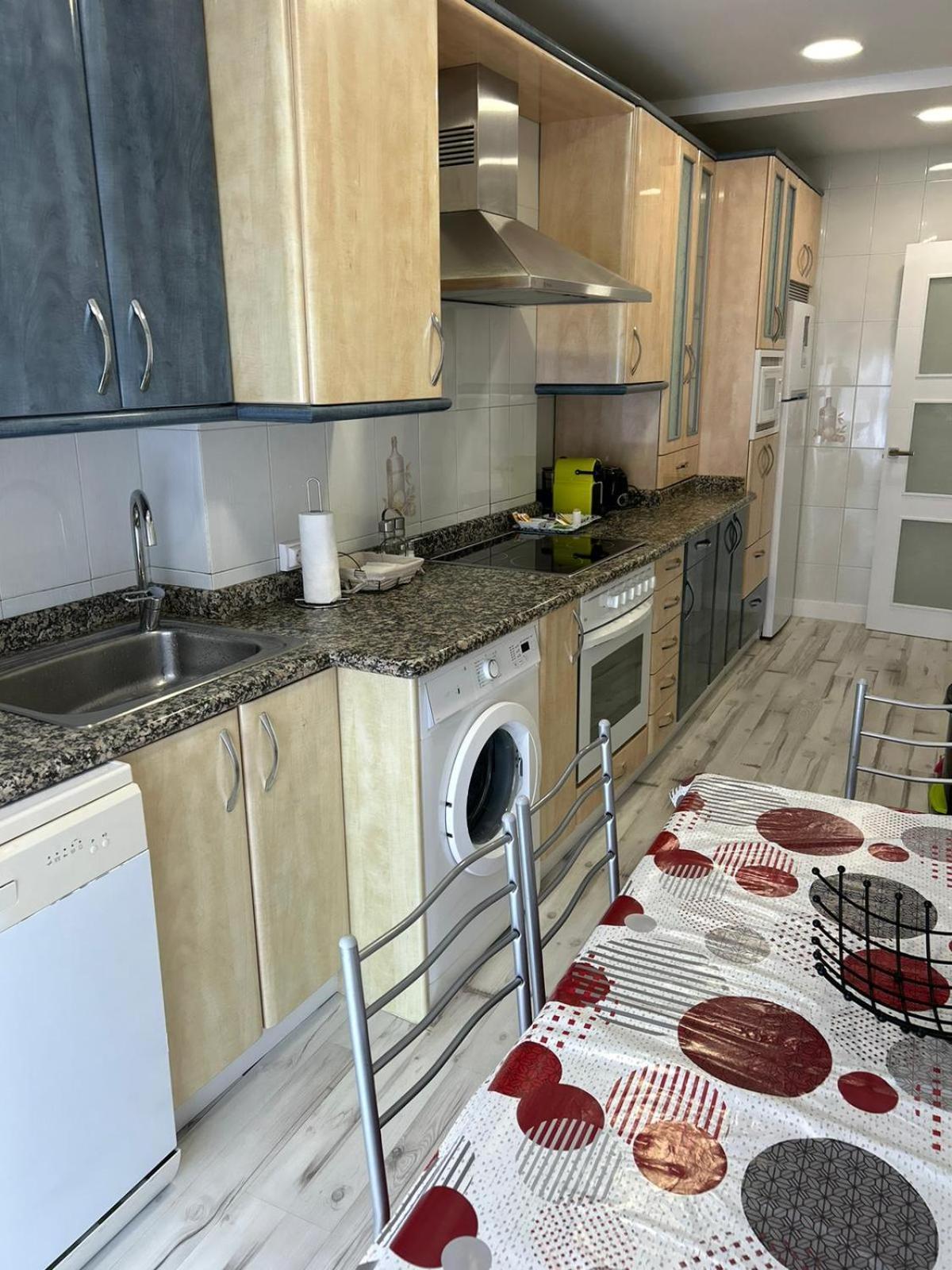Apartamentos El Conde Santo Domingo De La Calzada Bagian luar foto
